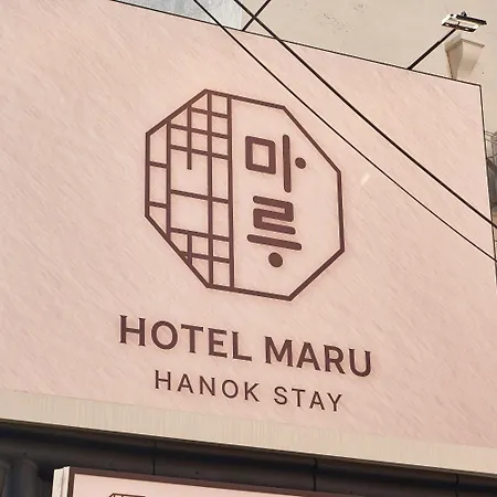 Hanok Stay Maru