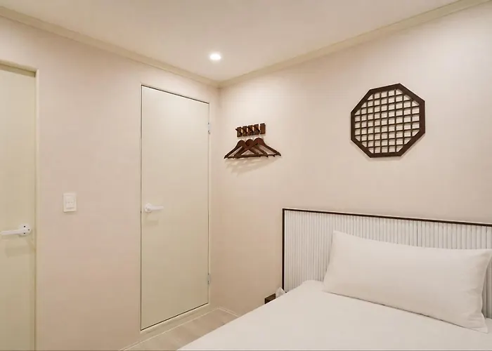 Hotel Hanok Maru 2*