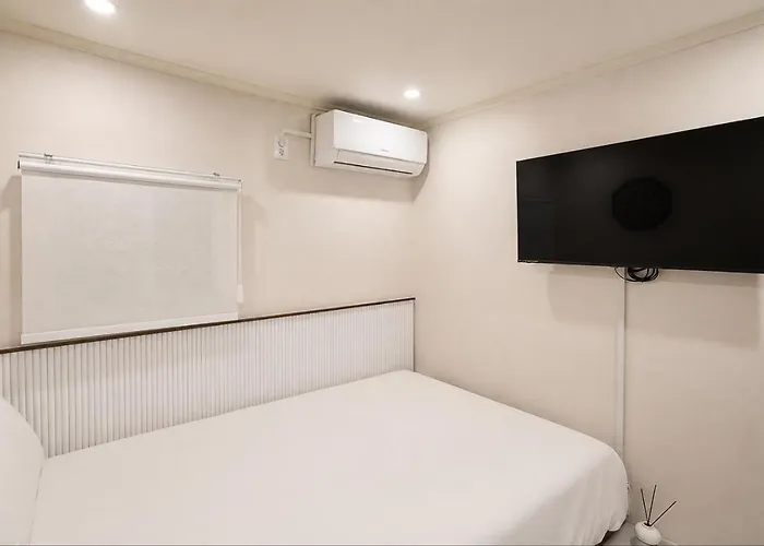 Hotel Hanok Maru 2*