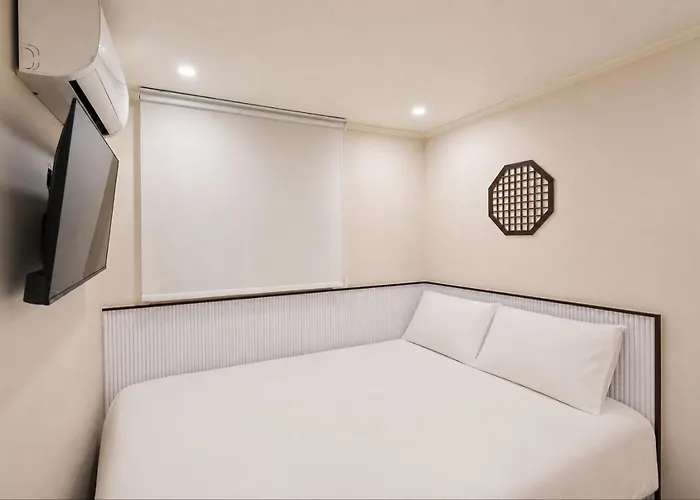 Hotel Hanok Maru 2*