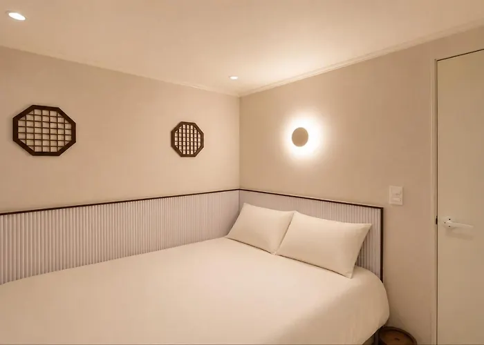 Hanok Maru Hotel 2*