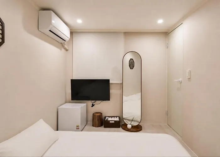 Hanok Maru Hotel